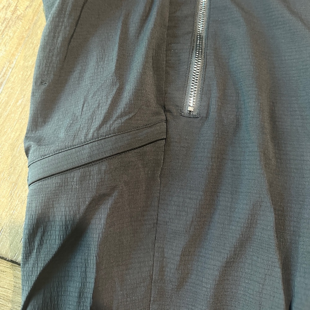 Athleta High-Rise Pant/Jogger Size 0P Black - Picture 11 of 13